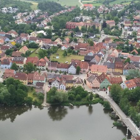 Ferienwohnung Kallmuenz_Luftschloss Екстериор снимка